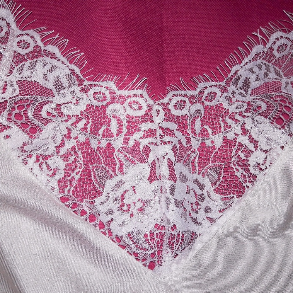 White Blousy Eyelash Lace Mesh Romper - Picture 3 of 4